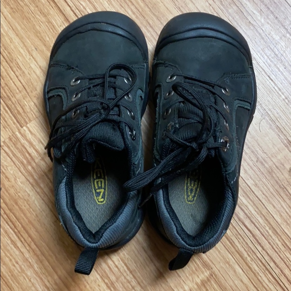 Keen shoes EXCELLENT condition